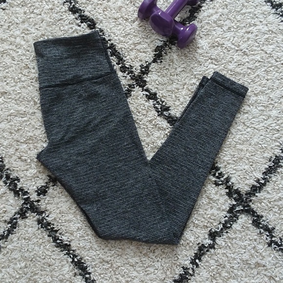 lululemon athletica Pants - Lululemon leggings